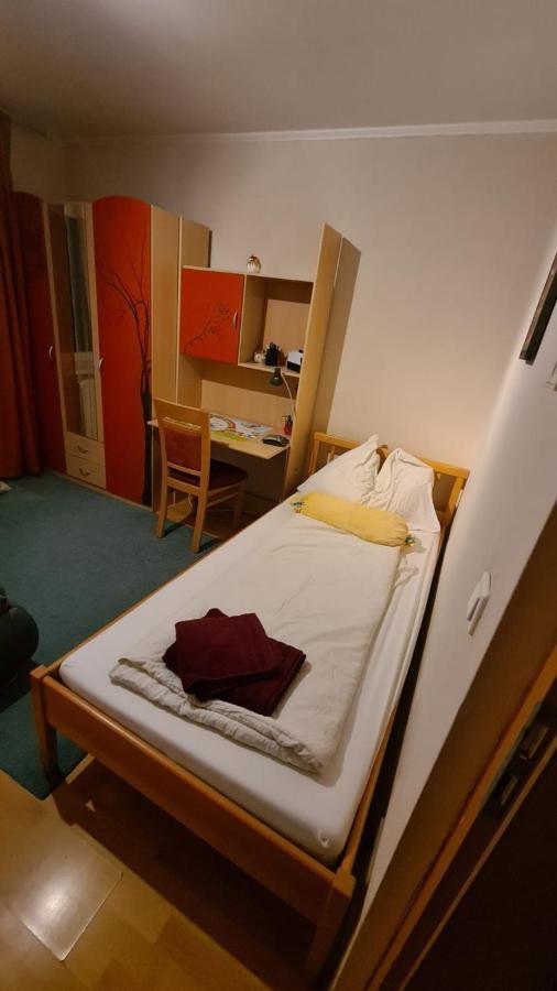 Ferienwohnung Korneuburg Bei Wien -1 ภายนอก รูปภาพ